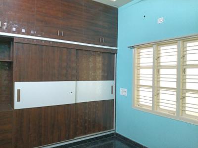 Bedroom Image of 1200 Sq.ft 2 BHK Independent House for rent in Horamavu Bengaluru for Rs. 25000
