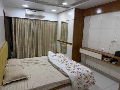 Bedroom Image of 1500 Sq.ft 3 BHK Apartment / Flat for rent in Sthapatya Pratham Lakeview, Science City Ahmedabad for Rs. 40000