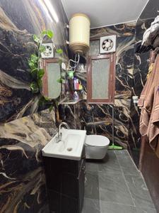 Image of 1600 Sq.ft 3 BHK Builder Floor for sale in Chhattarpur, New Delhi for Rs. 12000000