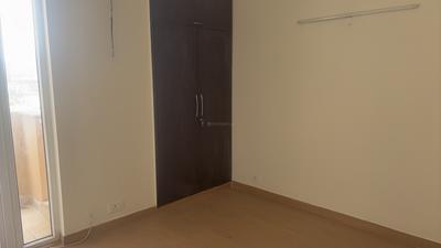 Bedroom Image of 1950 Sq.ft 4.5 BHK Apartment / Flat for sale in Emaar Palm Hills, Sector 77 Gurgaon for Rs. 26500000