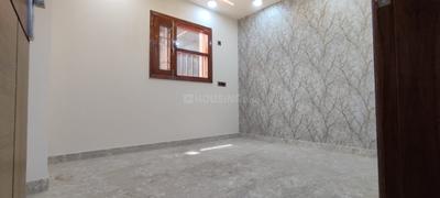 Bedroom Image of 900 Sq.ft 3 BHK Builder Floor for sale in Sector 4 Rohini New Delhi for Rs. 2900000
