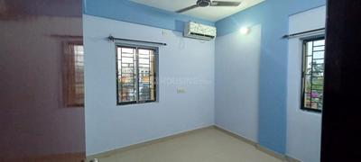 Bedroom Image of 1000 Sq.ft 3 BHK Apartment / Flat for sale in Chinar Park Kolkata for Rs. 4200000