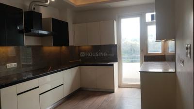 Kitchen Image of 2600 Sq.ft 3 BHK Builder Floor for rent in Palam Vihar Gurgaon for Rs. 65000