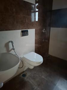 Bathroom Image of 4200 Sq.ft 4 BHK Apartment / Flat for rent in Banjara Hills Hyderabad for Rs. 260000