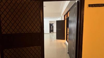 Bedroom Image of 2000 Sq.ft 4 BHK Apartment / Flat for sale in Ramprastha Pearl Court, Vaishali Ghaziabad for Rs. 36000000