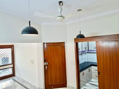 Bedroom Image of 2200 Sq.ft 3 BHK Apartment / Flat for rent in Uday Park New Delhi for Rs. 95000