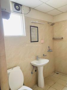 Bathroom Image of 1380 Sq.ft 3 BHK Apartment / Flat for rent in Paramount Emotions, Noida Extension Greater Noida for Rs. 23000