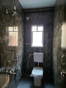 Bathroom Image of 850 Sq.ft 2 BHK Independent House for rent in Hans Shree Hans Nagar, Dhanori Pune for Rs. 27000