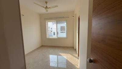 Bedroom Image of 1350 Sq.ft 3 BHK Apartment / Flat for rent in Cooke Town Bengaluru for Rs. 80000