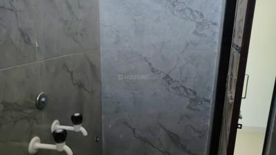 Bathroom Image of 700 Sq.ft 1 BHK Independent House for rent in Kismatpur Hyderabad for Rs. 12000