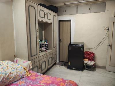 Bedroom Image of 720 Sq.ft 2 BHK Apartment / Flat for sale in Vile Parle West Mumbai for Rs. 23000000
