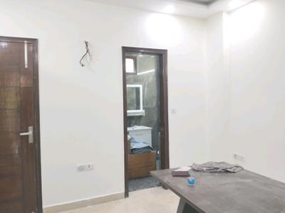 Bedroom Image of 1440 Sq.ft 3 BHK Builder Floor for sale in Mukherjee Nagar New Delhi for Rs. 20000000
