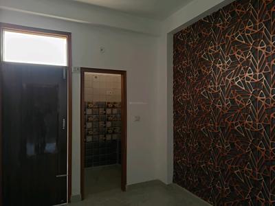 Bedroom Image of 750 Sq.ft 2 BHK Builder Floor for sale in DLF Ankur Vihar Ghaziabad for Rs. 2350555