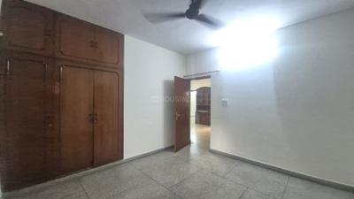 Bedroom Image of 1550 Sq.ft 3 BHK Apartment / Flat for rent in DDA Sector Pocket B C, Vasant Kunj New Delhi for Rs. 72000