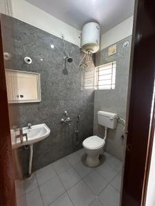 Bathroom Image of 1000 Sq.ft 2 BHK Builder Floor for rent in Koramangala Bengaluru for Rs. 45000
