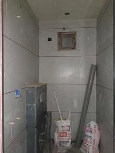 Common Bathroom Image of 540 Sq.ft 2 BHK Builder Floor for sale in Mahavir Enclave New Delhi for Rs. 5500000