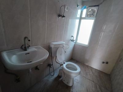 Bathroom Image of 1715 Sq.ft 3 BHK Apartment / Flat for rent in Pardesi Ushay Tower, Kundli Sonipat for Rs. 22999
