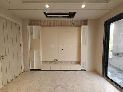 Bedroom Image of 2304 Sq.ft 4 BHK Builder Floor for sale in Model Town New Delhi for Rs. 55000000