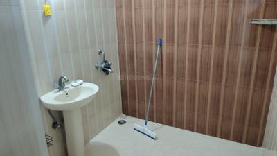 Image of 1800 Sq.ft 3 BHK Builder Floor for rent in Sector 46, Noida for Rs. 90000