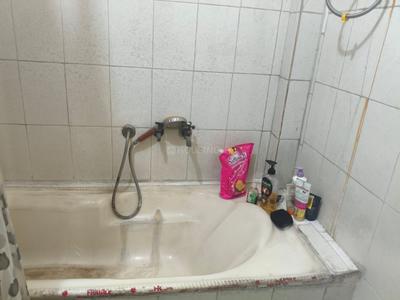 Bathroom Image of 180 Sq.ft 1 RK Independent House for rent in Vasundhara Ghaziabad for Rs. 15000