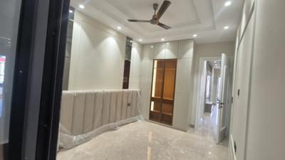 Bedroom Image of 1400 Sq.ft 3 BHK Builder Floor for sale in  Bharti Apartments, Indirapuram Ghaziabad for Rs. 18000000