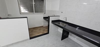 Kitchen Image of 1010 Sq.ft 2 BHK Apartment / Flat for sale in Kothrud Pune for Rs. 12500000