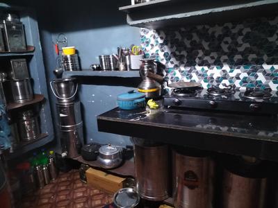Kitchen Image of 450 Sq.ft 4 BHK Independent House for sale in Tri Nagar New Delhi for Rs. 12000000