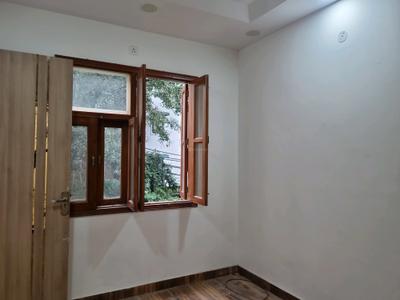 Bedroom Image of 1000 Sq.ft 3 BHK Builder Floor for sale in Mahavir Enclave New Delhi for Rs. 8900000