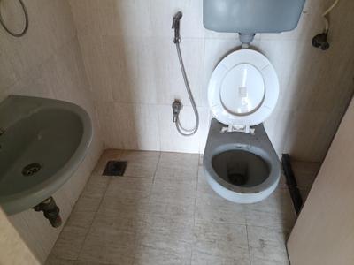 Image of 1335 Sq.ft 3 BHK Apartment / Flat for rent in Abrol Vastu Park , Malad West, Mumbai for Rs. 80000