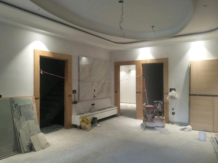 DDA Market, Vikaspuri Main Image 1