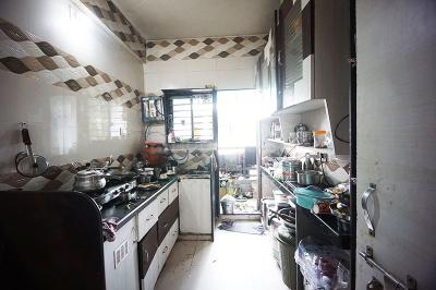 Kitchen Image of 732 Sq.ft 2 BHK Apartment / Flat for sale in Hansol Ahmedabad for Rs. 3700000