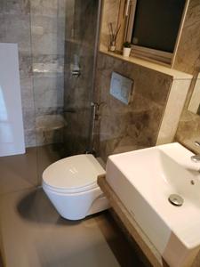 Common Bathroom Image of 1650 Sq.ft 3 BHK Apartment / Flat for sale in Cuffe Parade Mumbai for Rs. 105000000