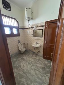 Bathroom Image of 4500 Sq.ft 3.5 BHK Builder Floor for rent in Sector 59 Mohali for Rs. 41000