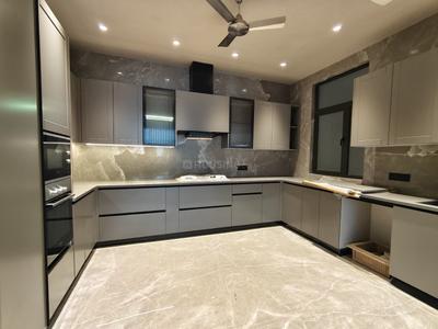 Kitchen Image of 7200 Sq.ft 4 BHK Duplex for sale in Panchsheel Park New Delhi for Rs. 270000000