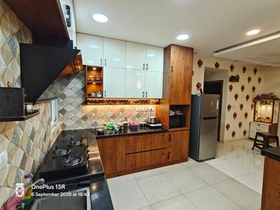 Kitchen Image of 1750 Sq.ft 3 BHK Apartment / Flat for rent in Vaswani Menlo Park, Munnekollal Bengaluru for Rs. 75000