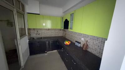 Kitchen Image of 1350 Sq.ft 3 BHK Apartment / Flat for sale in Mahagun Mascot, Crossings Republik Ghaziabad for Rs. 12000000