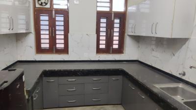 Kitchen Image of 600 Sq.ft 2 BHK Independent House for rent in Sector 52 Gurgaon for Rs. 32000