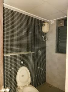 Common Bathroom Image of 1026 Sq.ft 2 BHK Apartment / Flat for sale in Lodha Lakeshore Greens, Palava Phase 2 Thane for Rs. 4150000