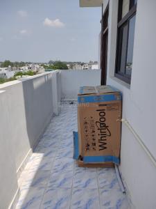 Balcony Image of 1600 Sq.ft 2 BHK Apartment / Flat for rent in Chinhat Lucknow for Rs. 28000