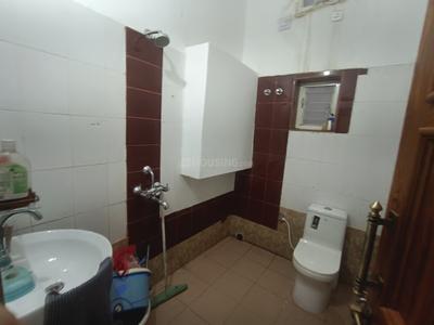 Bathroom Image of 1900 Sq.ft 2.5 BHK Builder Floor for rent in Nayapalli Bhubaneswar for Rs. 30000