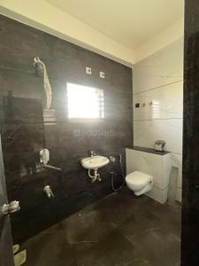 Bathroom Image of 1800 Sq.ft 4 BHK Apartment / Flat for sale in Vallabh Vidhyanagar Anand for Rs. 8500000