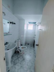 Bathroom Image of 1328 Sq.ft 3 BHK Apartment / Flat for sale in Hiland Park, Mukundapur Kolkata for Rs. 13500000