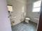 ZrOPERTIES reality Bathroom 1