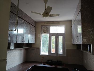 Kitchen Image of 1800 Sq.ft 3 BHK Builder Floor for rent in Safdarjung Enclave New Delhi for Rs. 75000