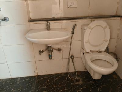 Bathroom Image of 950 Sq.ft 3 BHK Apartment / Flat for sale in BPTP Park Elite Premium, Sector 84 Faridabad for Rs. 9500000