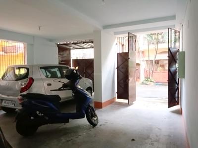Car Garage Image of 900 Sq.ft 2 BHK Apartment / Flat for sale in Haltu Kolkata for Rs. 5500000