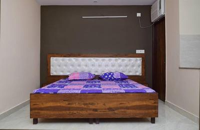 Bedroom Image of 1990 Sq.ft 8 BHK Independent House for sale in Sector 19 Noida for Rs. 45000000
