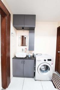 Kitchen Image of 1323 Sq.ft 2 BHK Apartment / Flat for sale in Vastral Ahmedabad for Rs. 5500000