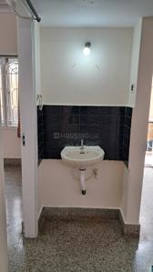 Bathroom Image of 700 Sq.ft 1 BHK Independent House for rent in Indira Nagar Bengaluru for Rs. 32000