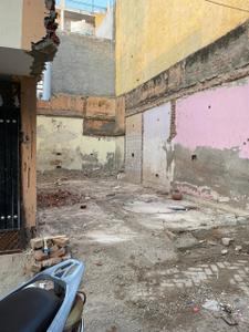 Image of 450 Sq.ft 2 BHK Independent House for sale in Sector 3A, Gurgaon for Rs. 8000000
